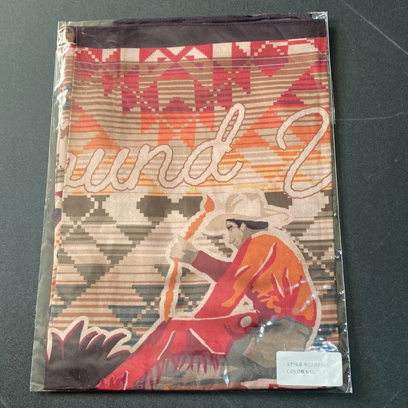 Double D Round Up Scarf - Picture 5 of 6